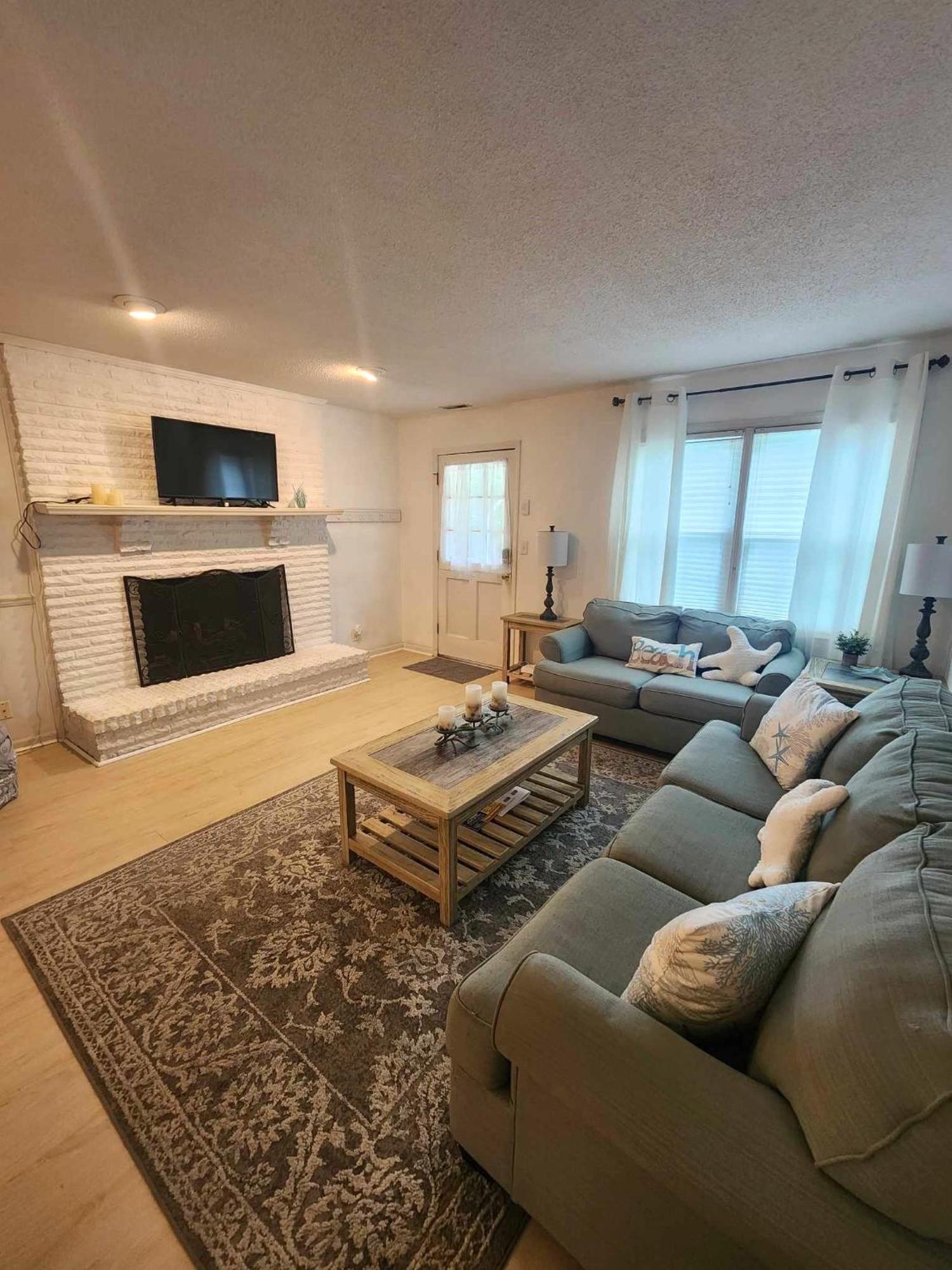 Cottage By The Beach Best Suited For Large Groups ウィルミントン エクステリア 写真